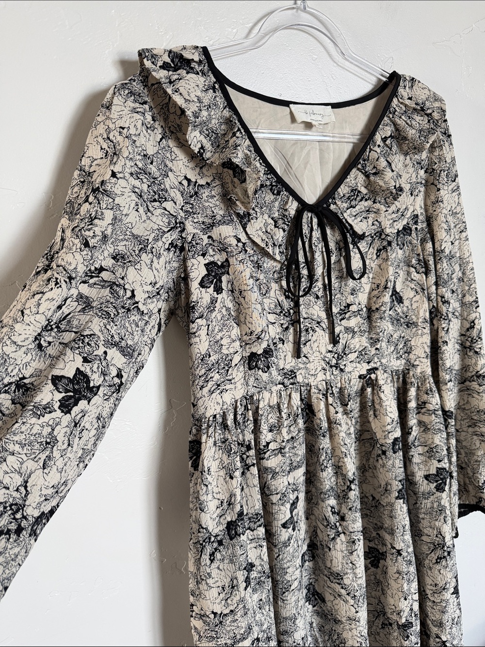 In February Floral Long Sleeve Maxi Dress - Picture 3 of 10